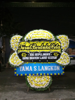 Papan Bunga Duka di Kawatuna