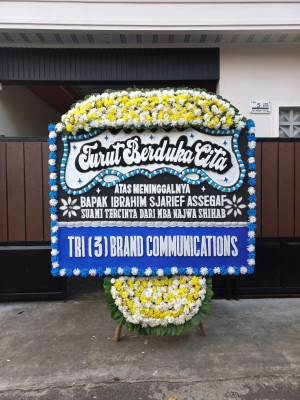 Papan Bunga Duka di Kawatuna